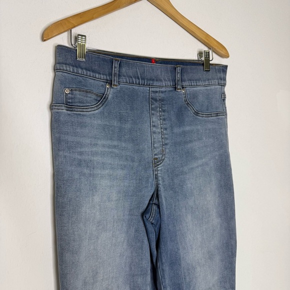 SPANX Skinny Pull On Jeans Light Wash Size L Tall 12/14 Style 20275T - Picture 8 of 10